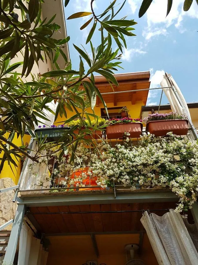 Maison d'hôtes Dora Baltea Monolocale Primo Piano Mansarda Secondo Piano Vérone Italie